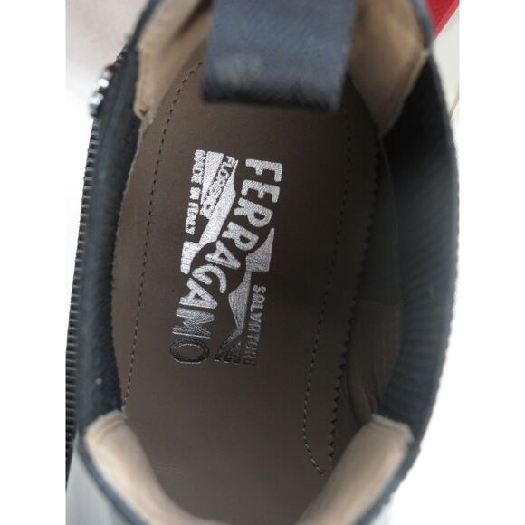 NIB FERRAGAMO IAGO BLACK LEATHER GANCINI LOGO PULL CHELSEA ANKLE BOOTS 9.5 EE main image 14